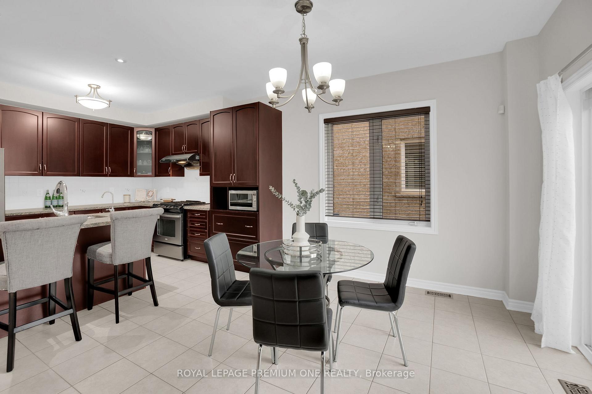Photo 15 of 8 Templeton Court, Brampton, Bram East — HOMEH