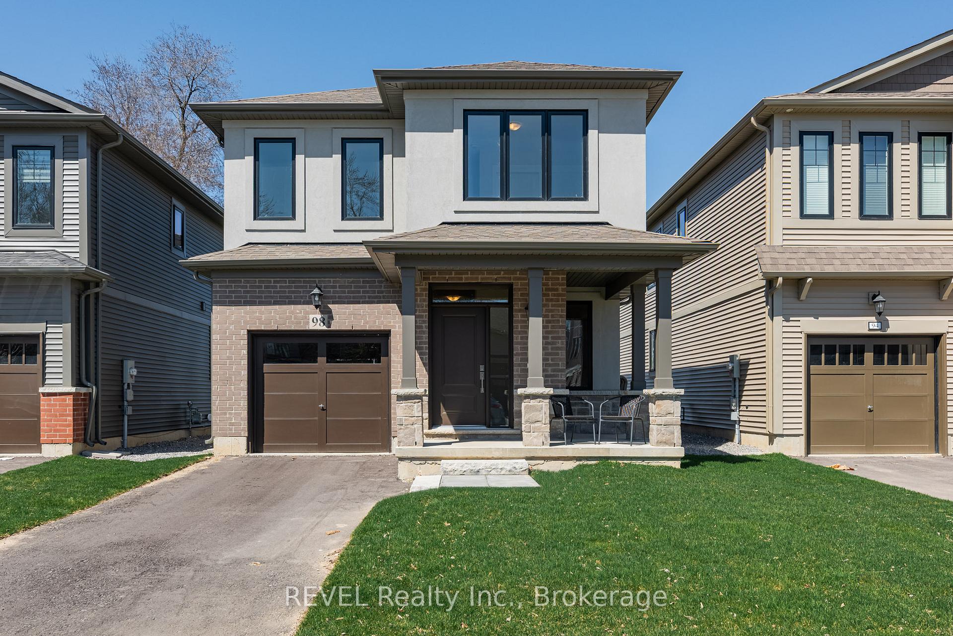 Photo 1 of 98 Marion Street, Hamilton, Mount Hope — HOMEH