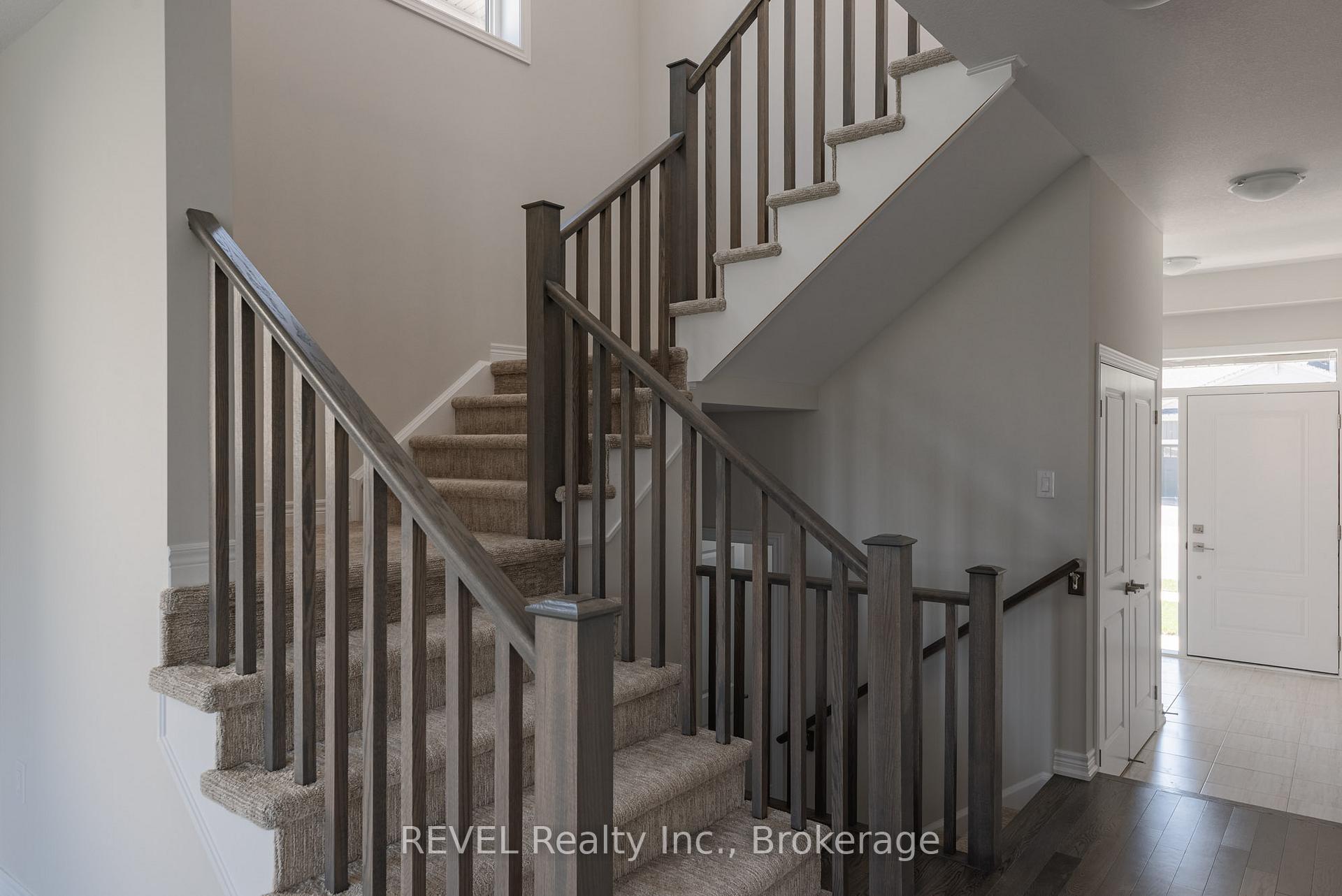 Photo 34 of 98 Marion Street, Hamilton, Mount Hope — HOMEH