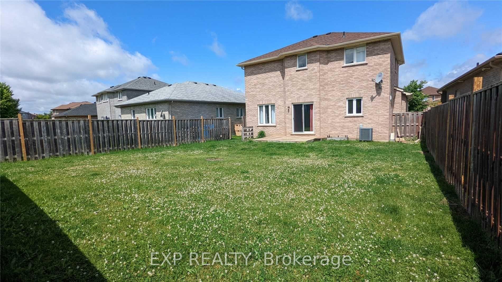 Photo 14 of 277 Country Lane, Barrie, Painswick South — HOMEH