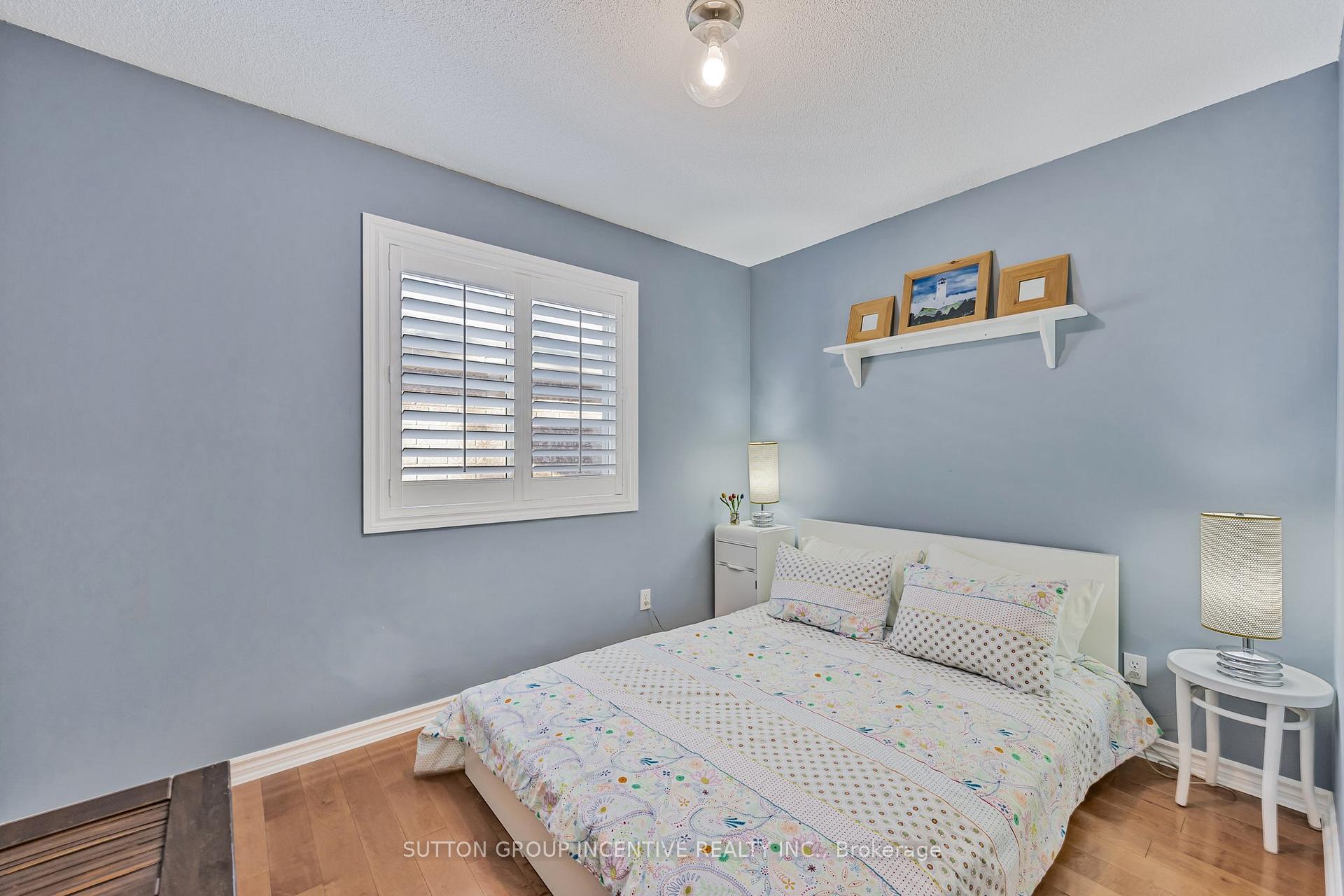 Photo 24 of 146 Columbia Road, Barrie, Holly — HOMEH