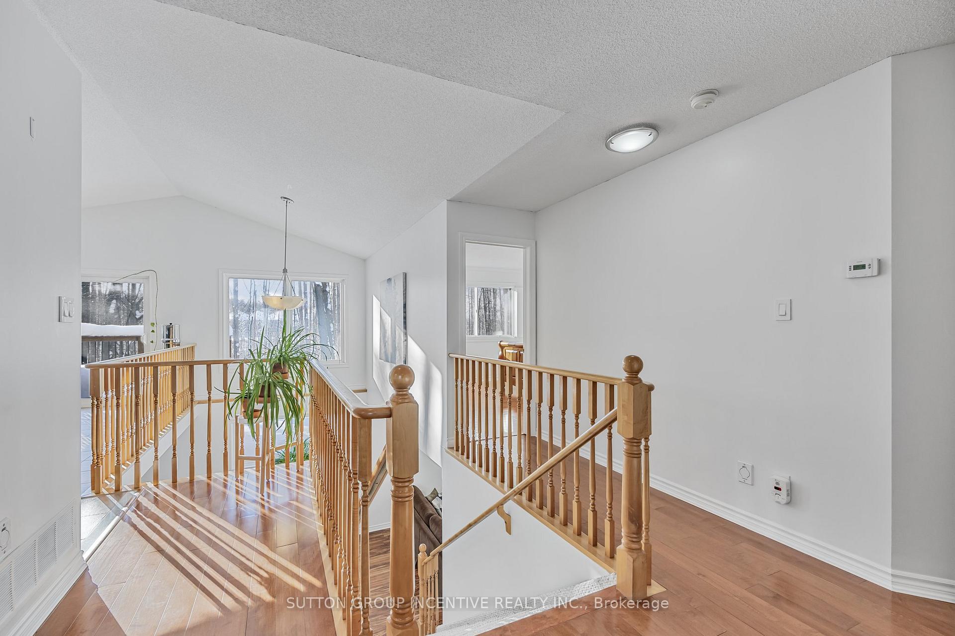 Photo 28 of 146 Columbia Road, Barrie, Holly — HOMEH