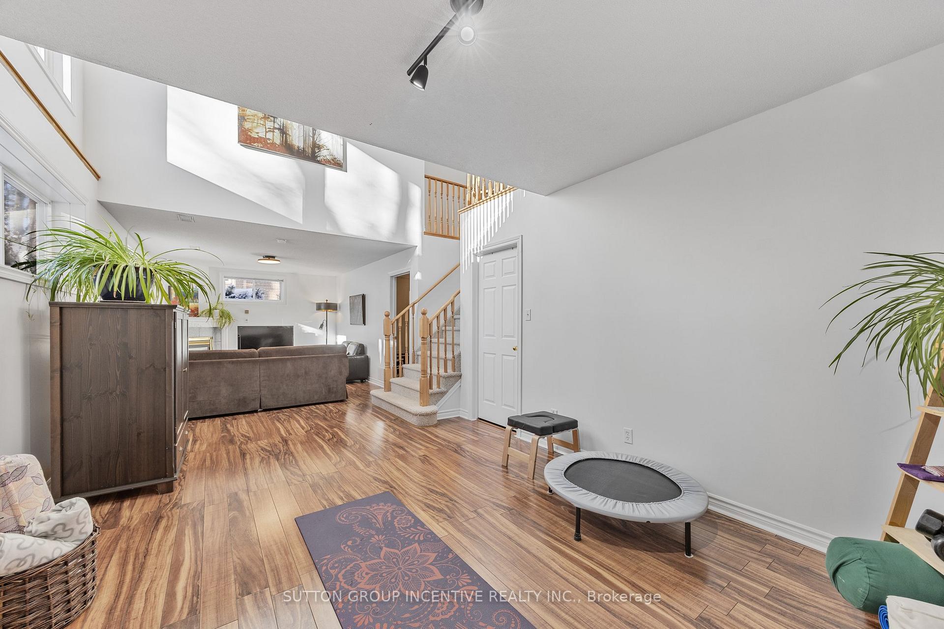 Photo 32 of 146 Columbia Road, Barrie, Holly — HOMEH