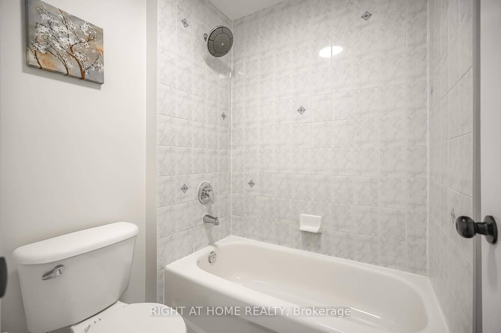 Photo 39 of 38 Ashmere Road, Brampton, Fletcher's Meadow — HOMEH