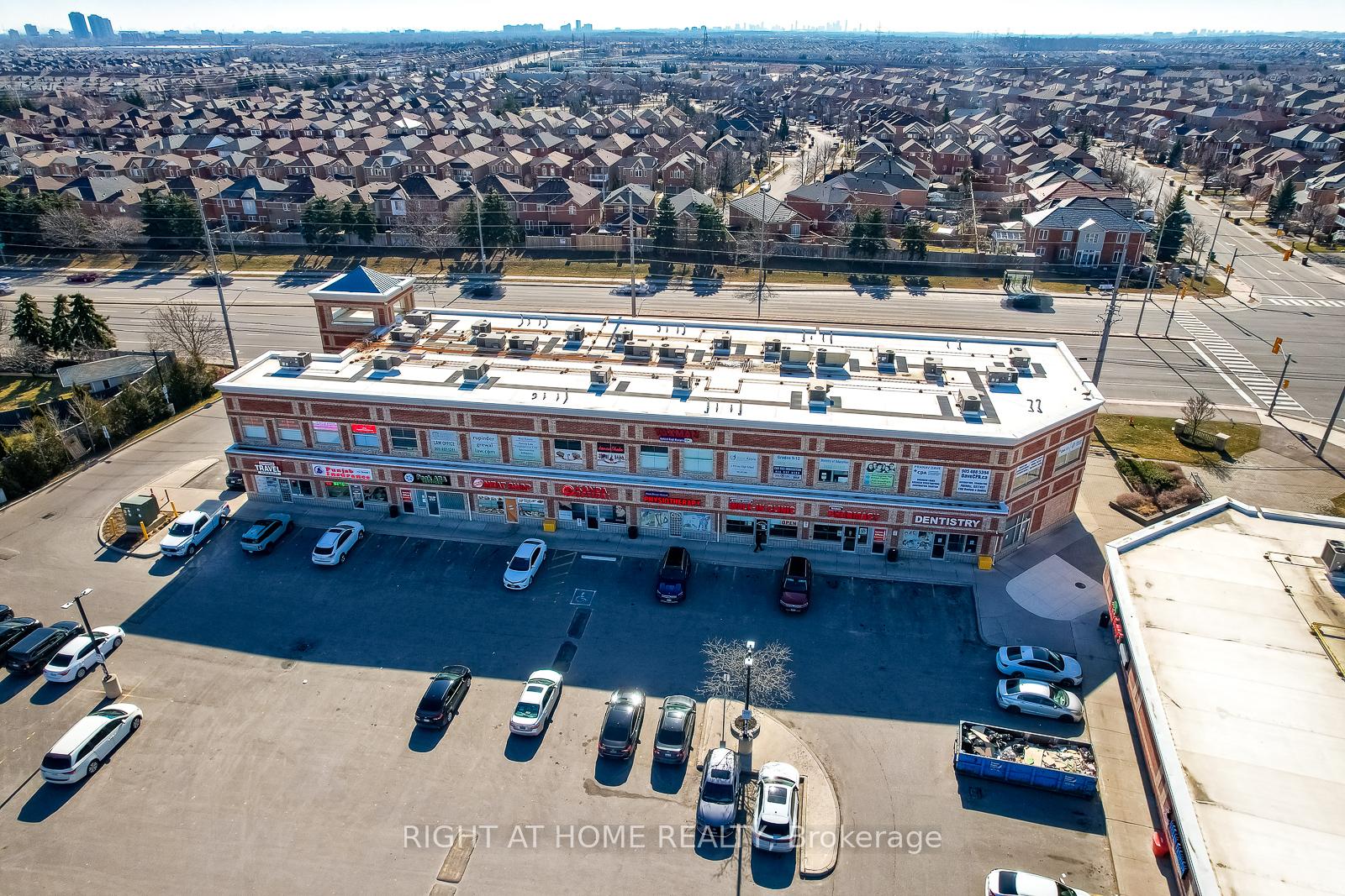 Photo 45 of 38 Ashmere Road, Brampton, Fletcher's Meadow — HOMEH