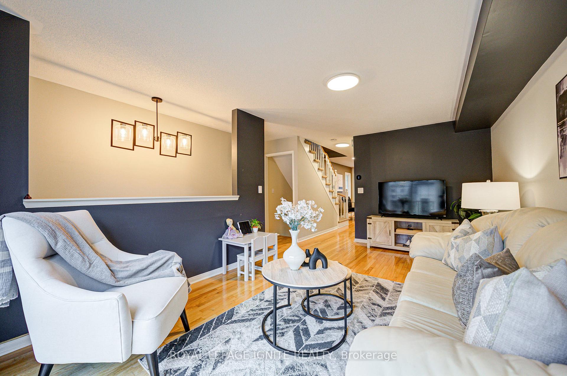 Photo 6 of Unit 17, 735 Sheppard Avenue, Pickering, Woodlands — HOMEH