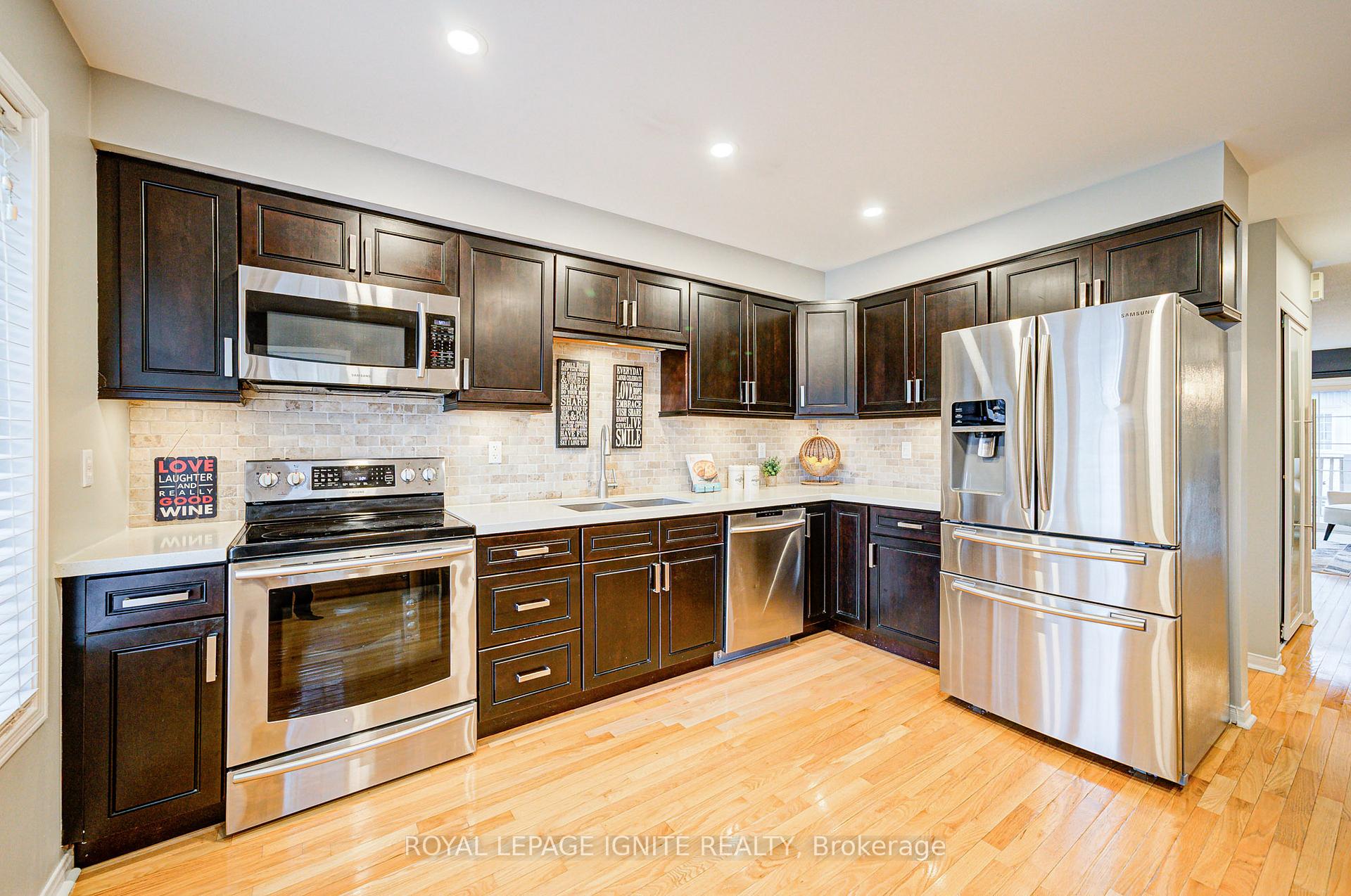 Photo 11 of Unit 17, 735 Sheppard Avenue, Pickering, Woodlands — HOMEH
