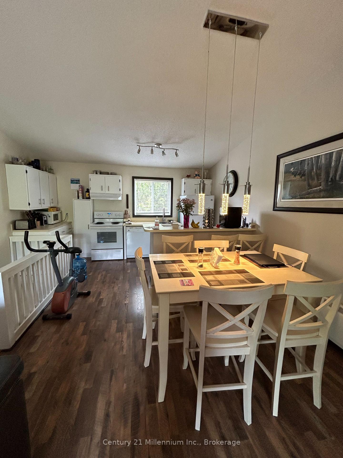 Photo 3 of Unit 45, 185 Escarpment Crescent, Collingwood — HOMEH
