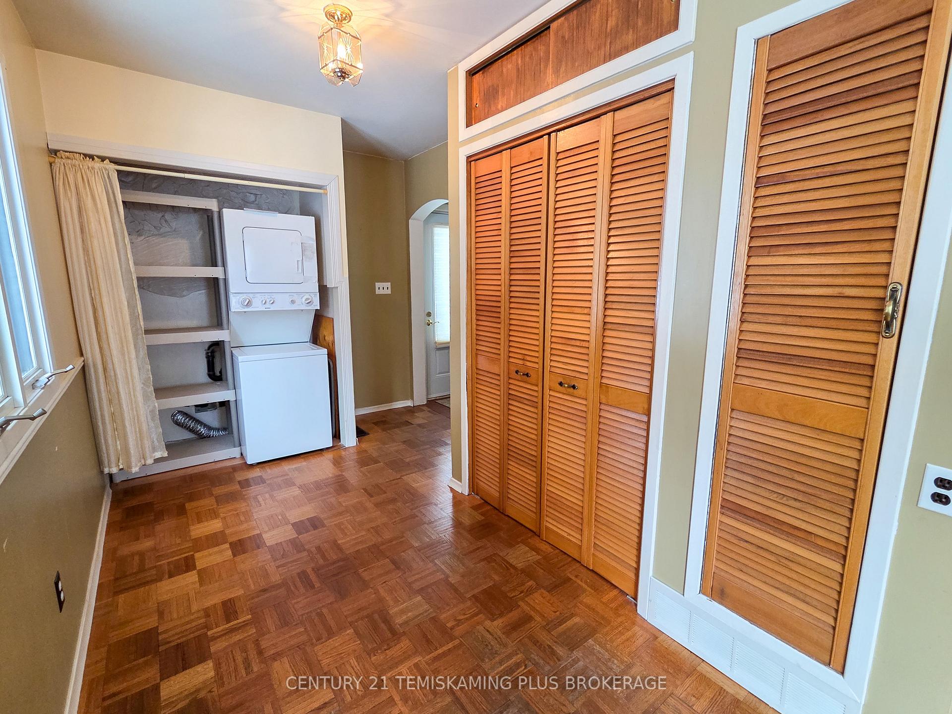 Photo 6 of 56 Sixth Avenue, Englehart — HOMEH