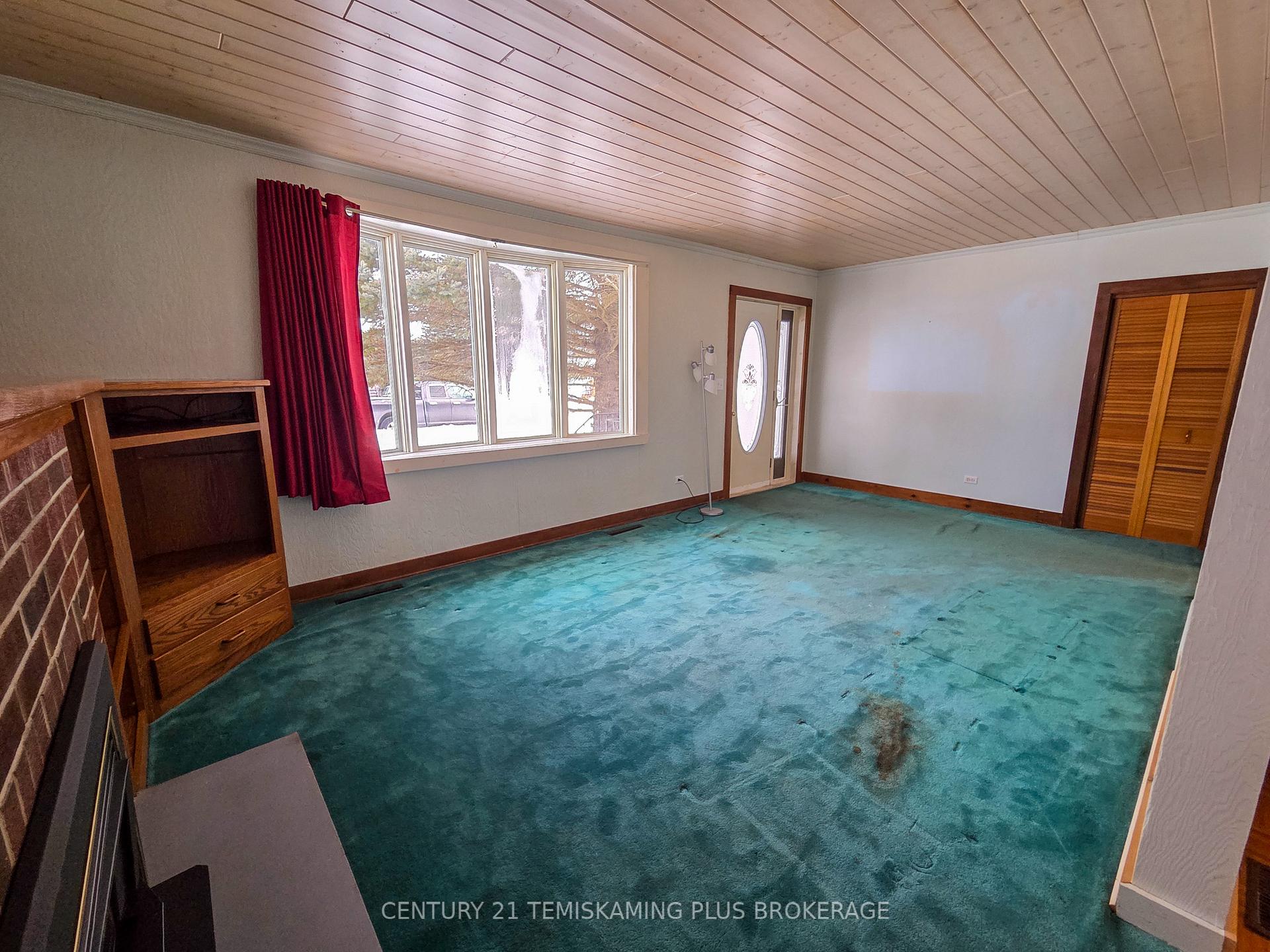 Photo 14 of 56 Sixth Avenue, Englehart — HOMEH