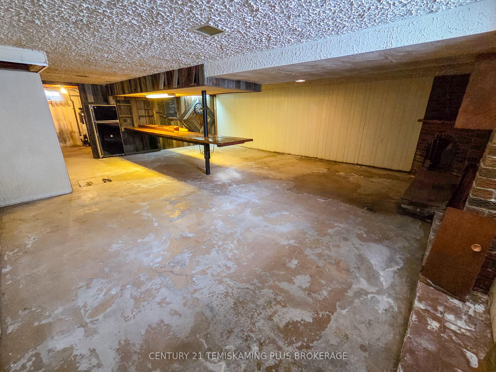 Photo 25 of 56 Sixth Avenue, Englehart — HOMEH