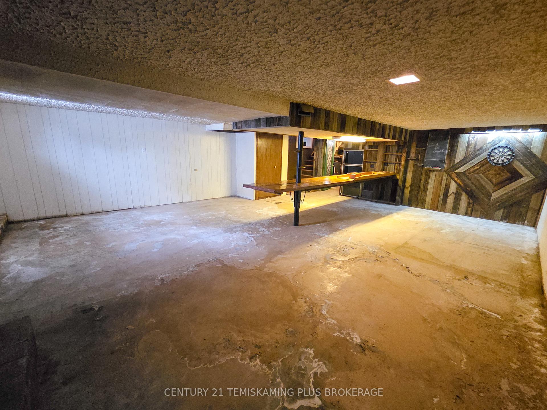 Photo 26 of 56 Sixth Avenue, Englehart — HOMEH