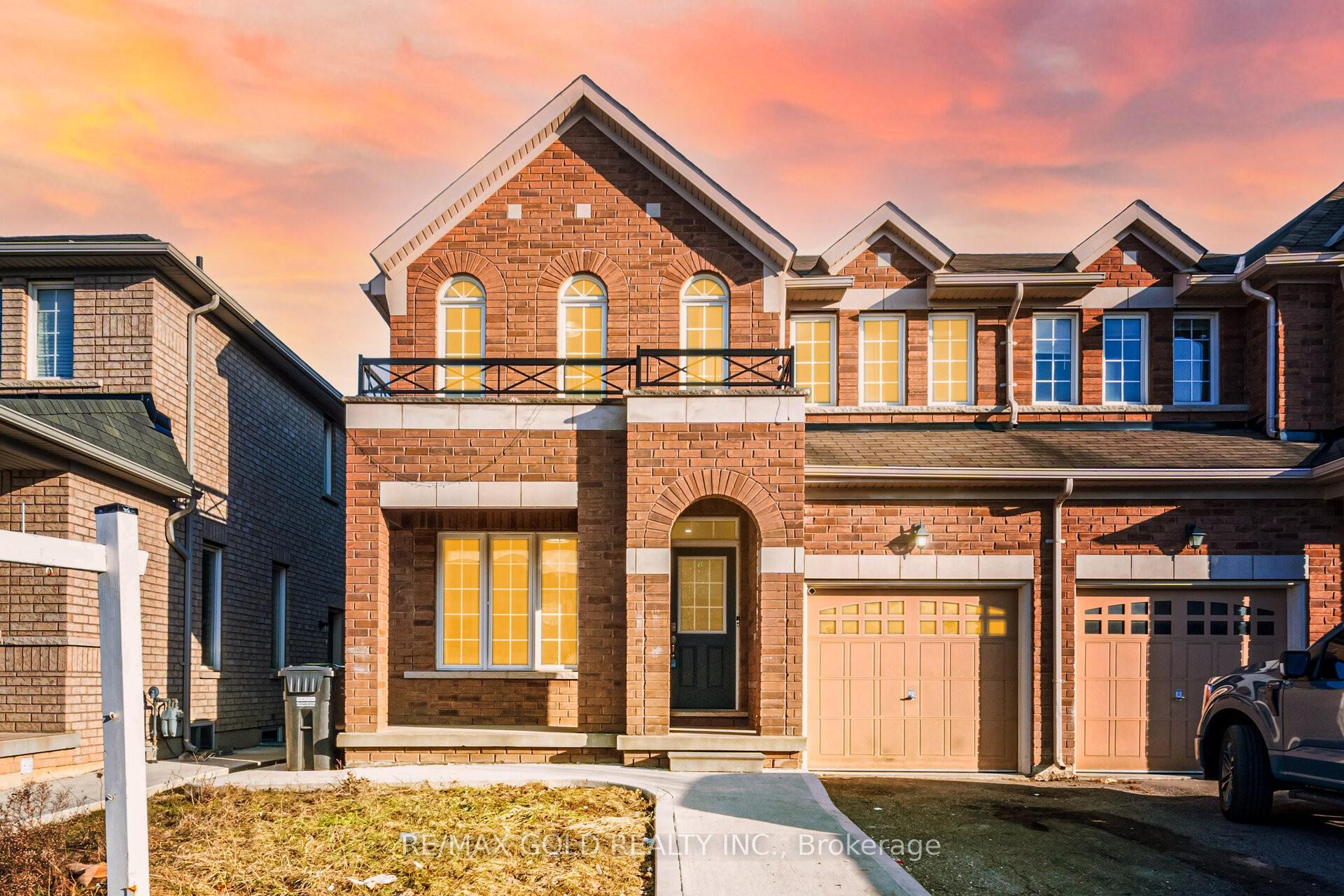 Front of 66 Country Ridge Court