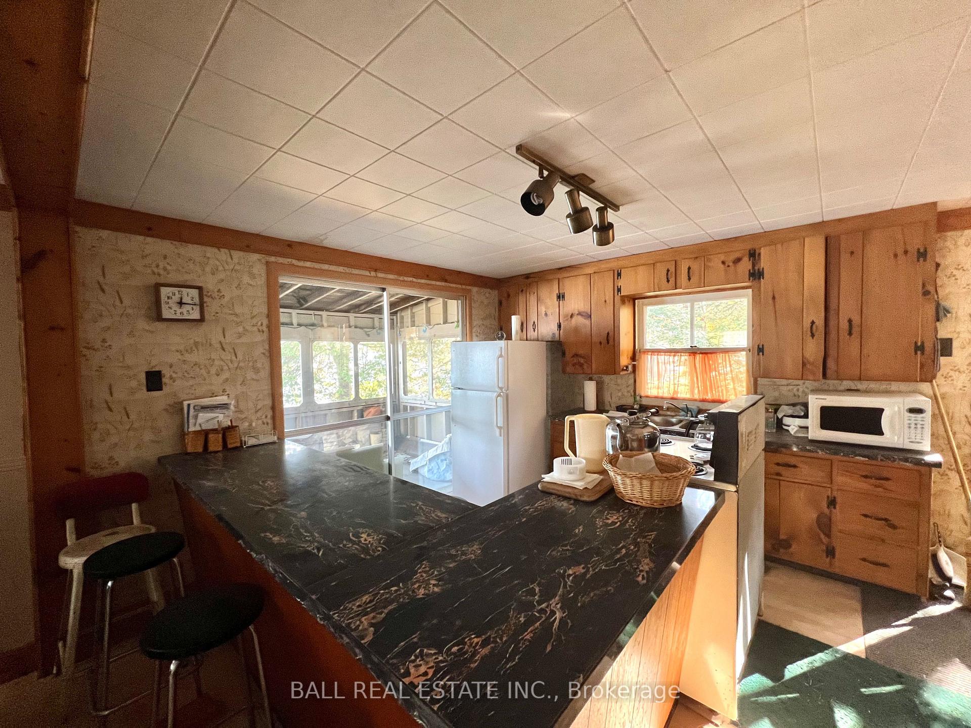Photo 9 of 1975 White Lake Road W, Douro-Dummer — HOMEH