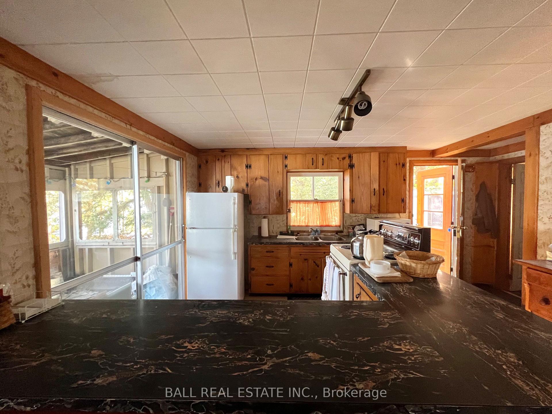 Photo 10 of 1975 White Lake Road W, Douro-Dummer — HOMEH