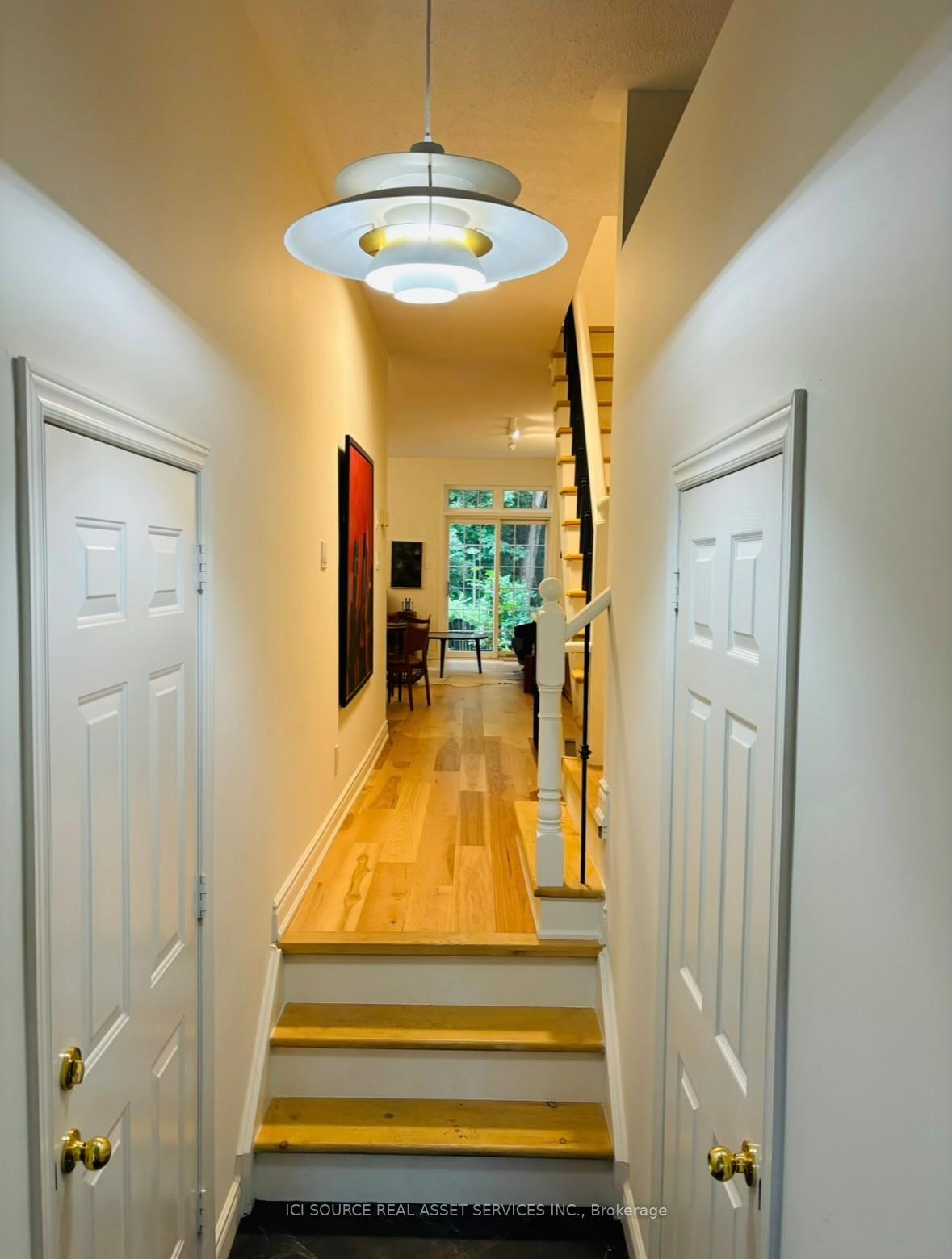 Photo 5 of Unit 4, 120 Beddoe Drive, Hamilton, Chedoke Park — HOMEH