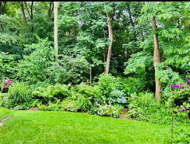 Photo 19 of Unit 4, 120 Beddoe Drive, Hamilton, Chedoke Park — HOMEH