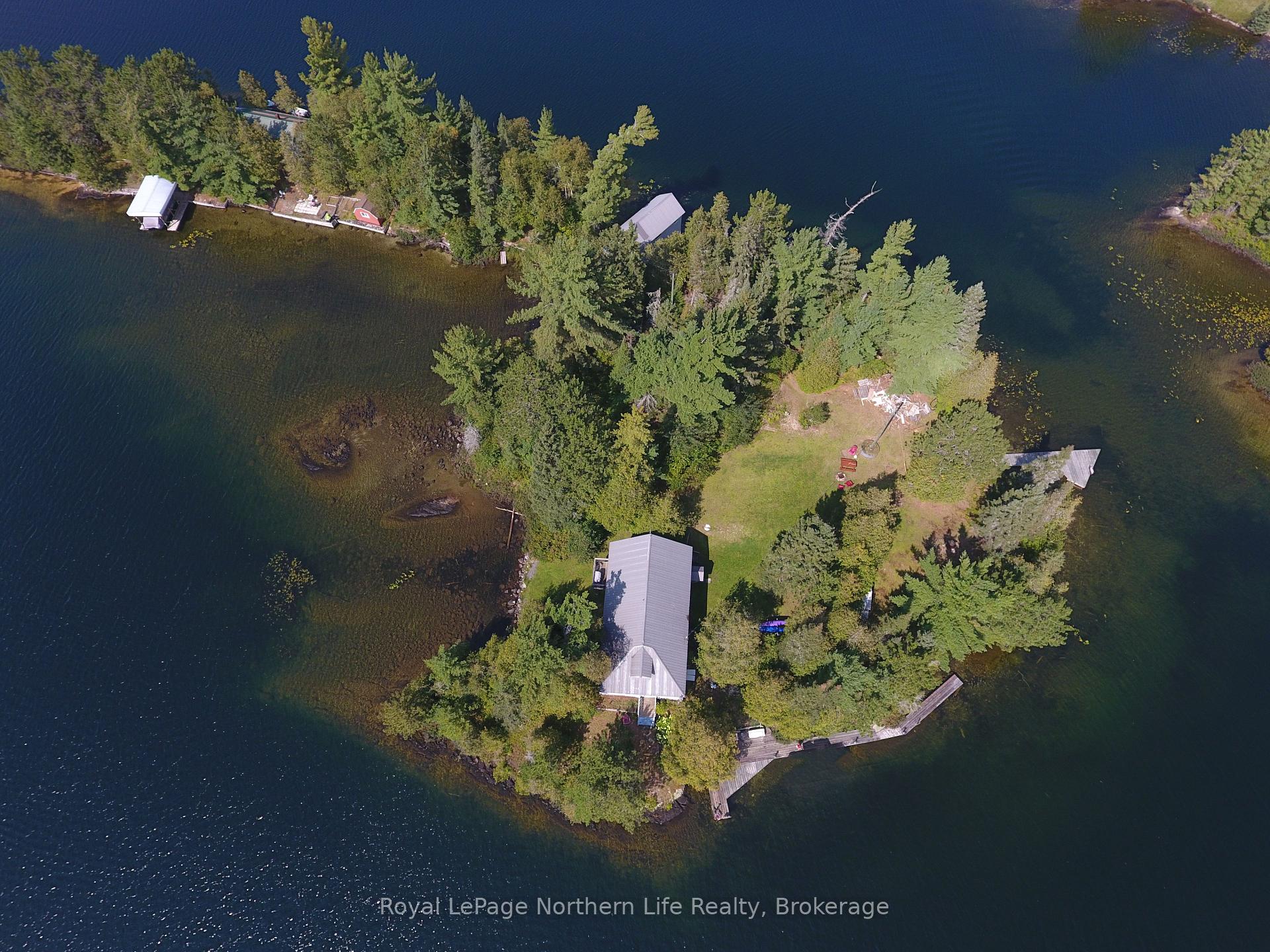 Photo 3 of 40 Island T38, Temagami — HOMEH