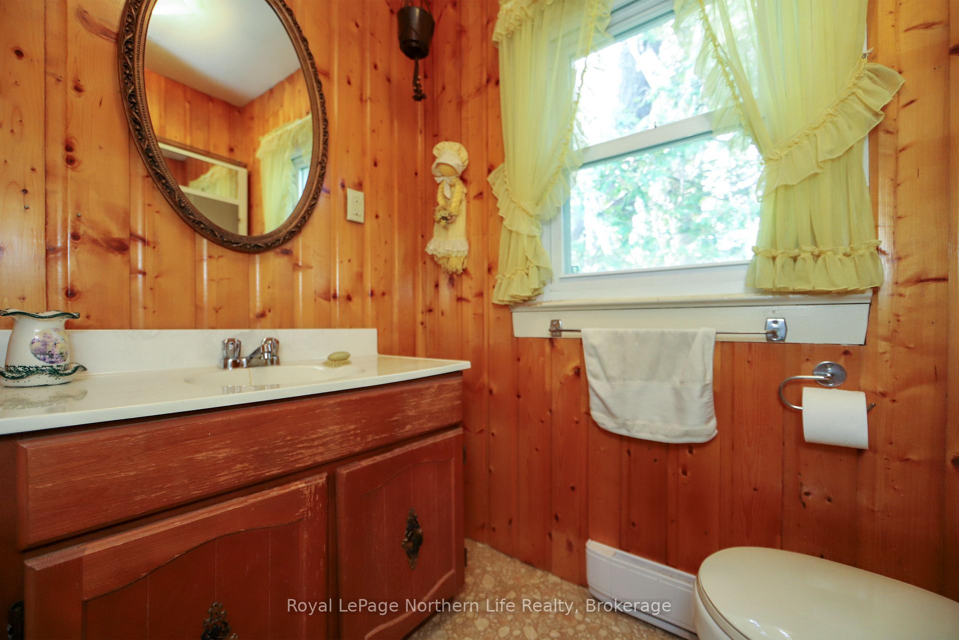 Photo 22 of 40 Island T38, Temagami — HOMEH
