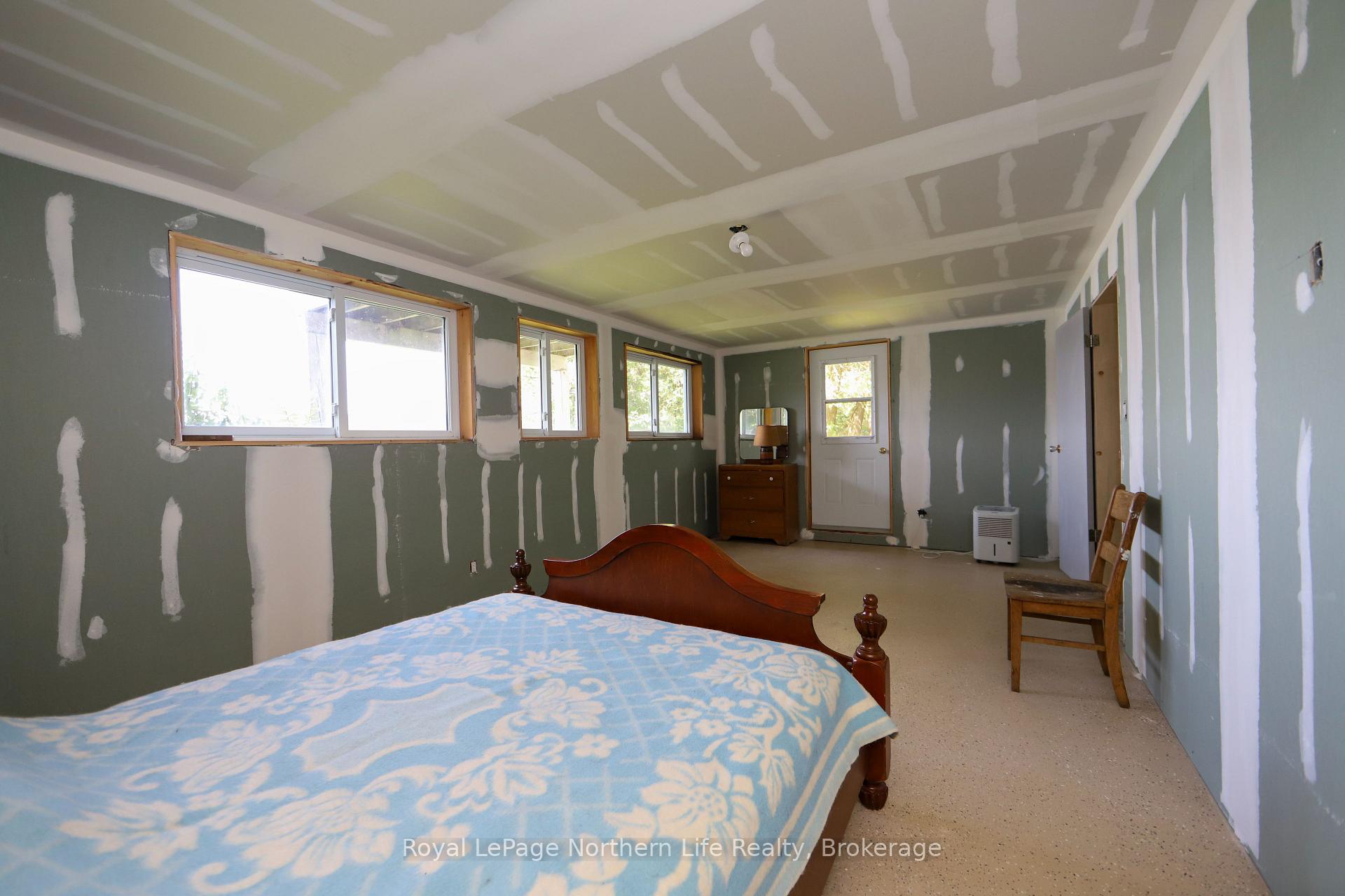 Photo 32 of 40 Island T38, Temagami — HOMEH