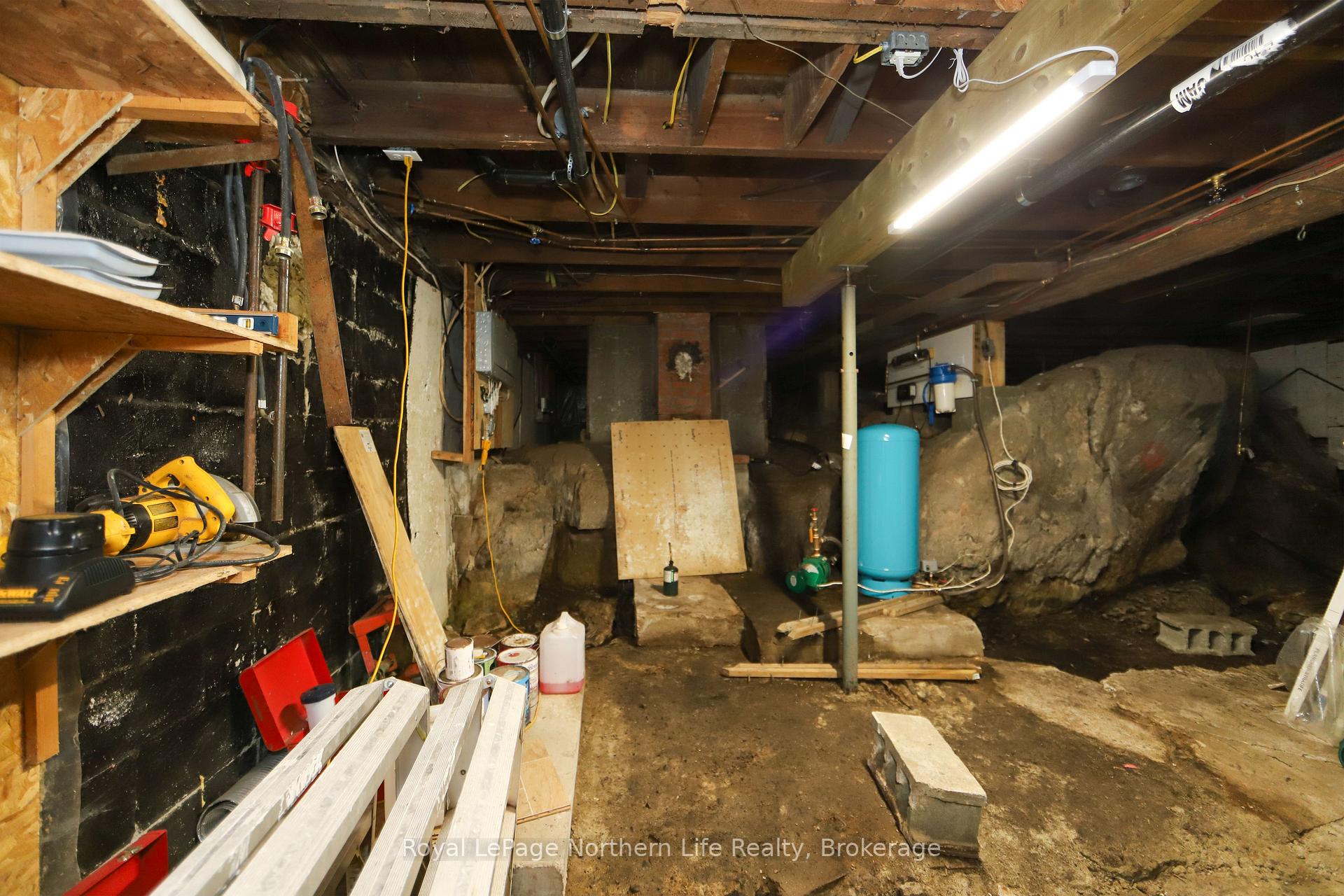 Photo 33 of 40 Island T38, Temagami — HOMEH