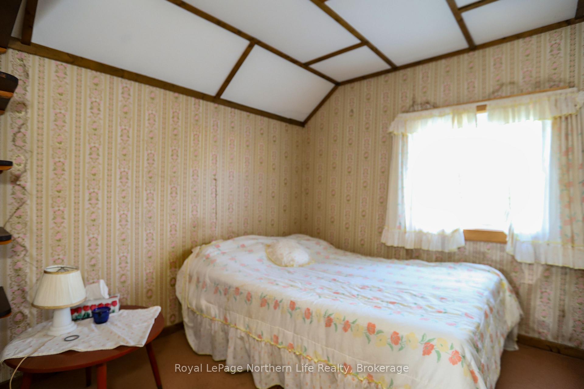 Photo 44 of 40 Island T38, Temagami — HOMEH