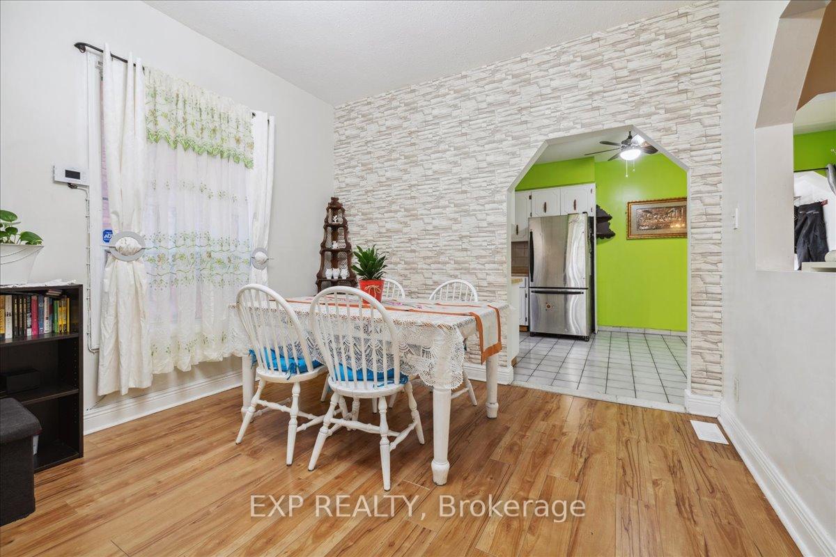 Photo 8 of 63 Clyde Street, Hamilton, Landsdale — HOMEH