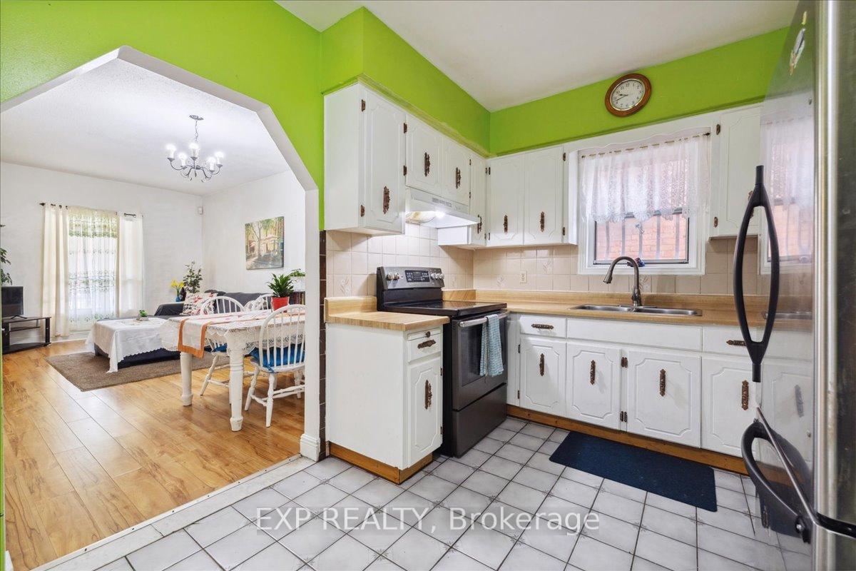 Photo 11 of 63 Clyde Street, Hamilton, Landsdale — HOMEH