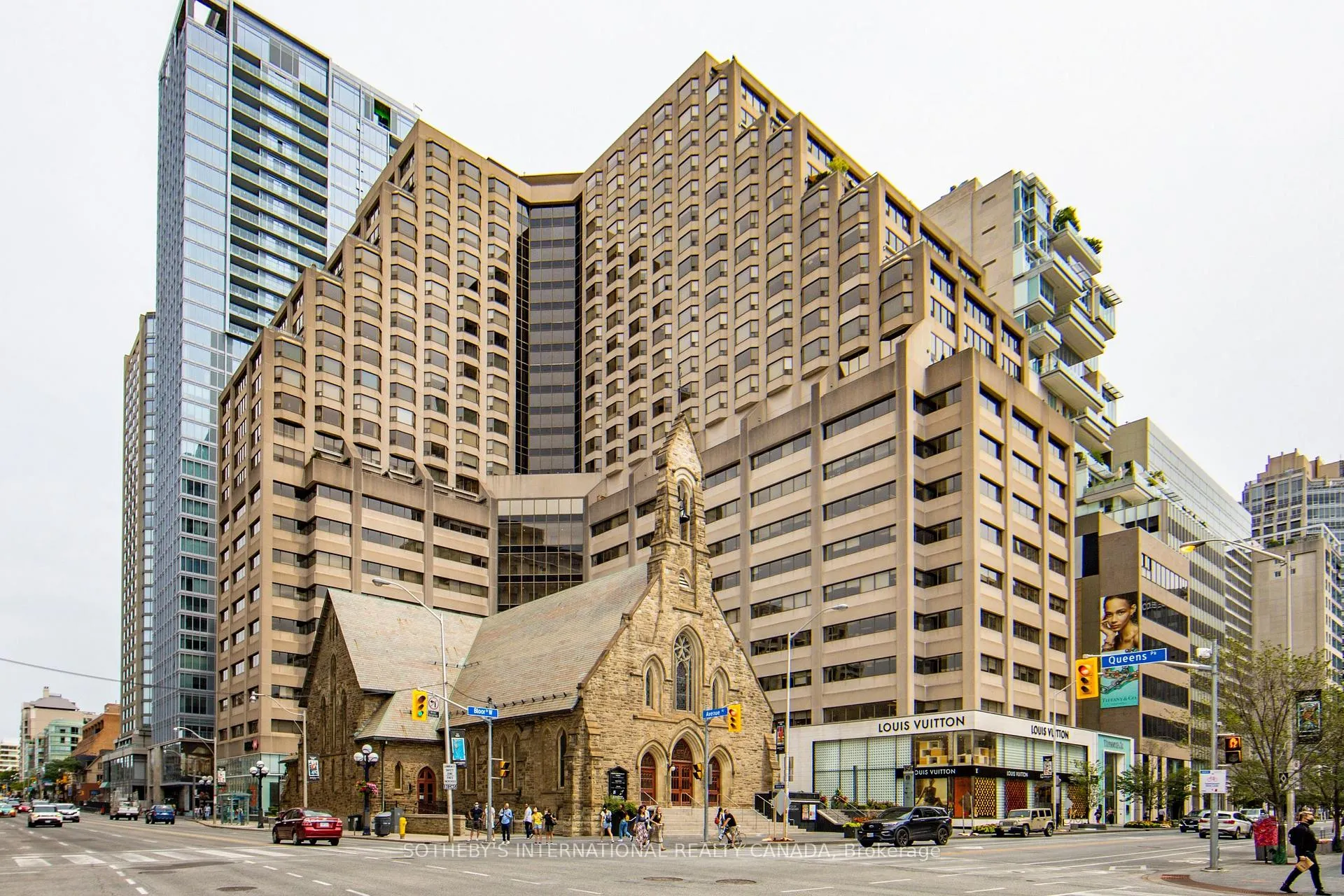 Photo 1 of Unit 1502, 175 Cumberland Street, Toronto, The Annex — HOMEH