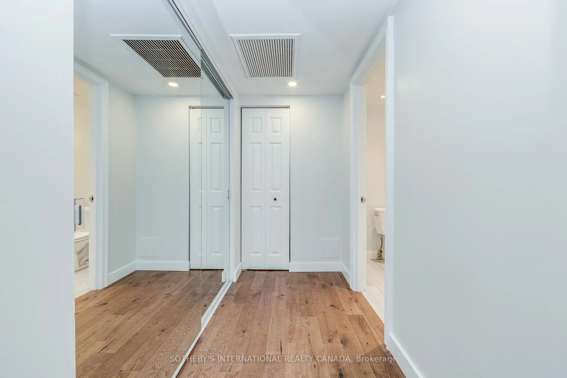 Photo 23 of Unit 1502, 175 Cumberland Street, Toronto, The Annex — HOMEH