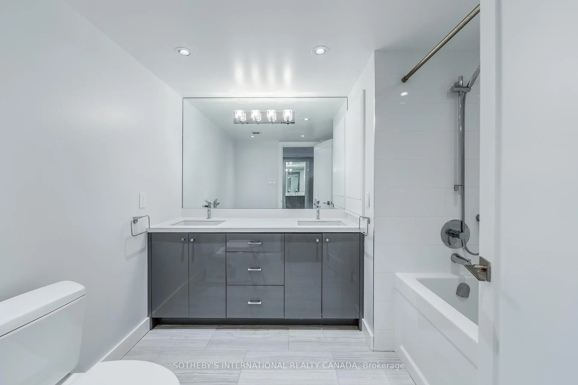 Photo 24 of Unit 1502, 175 Cumberland Street, Toronto, The Annex — HOMEH