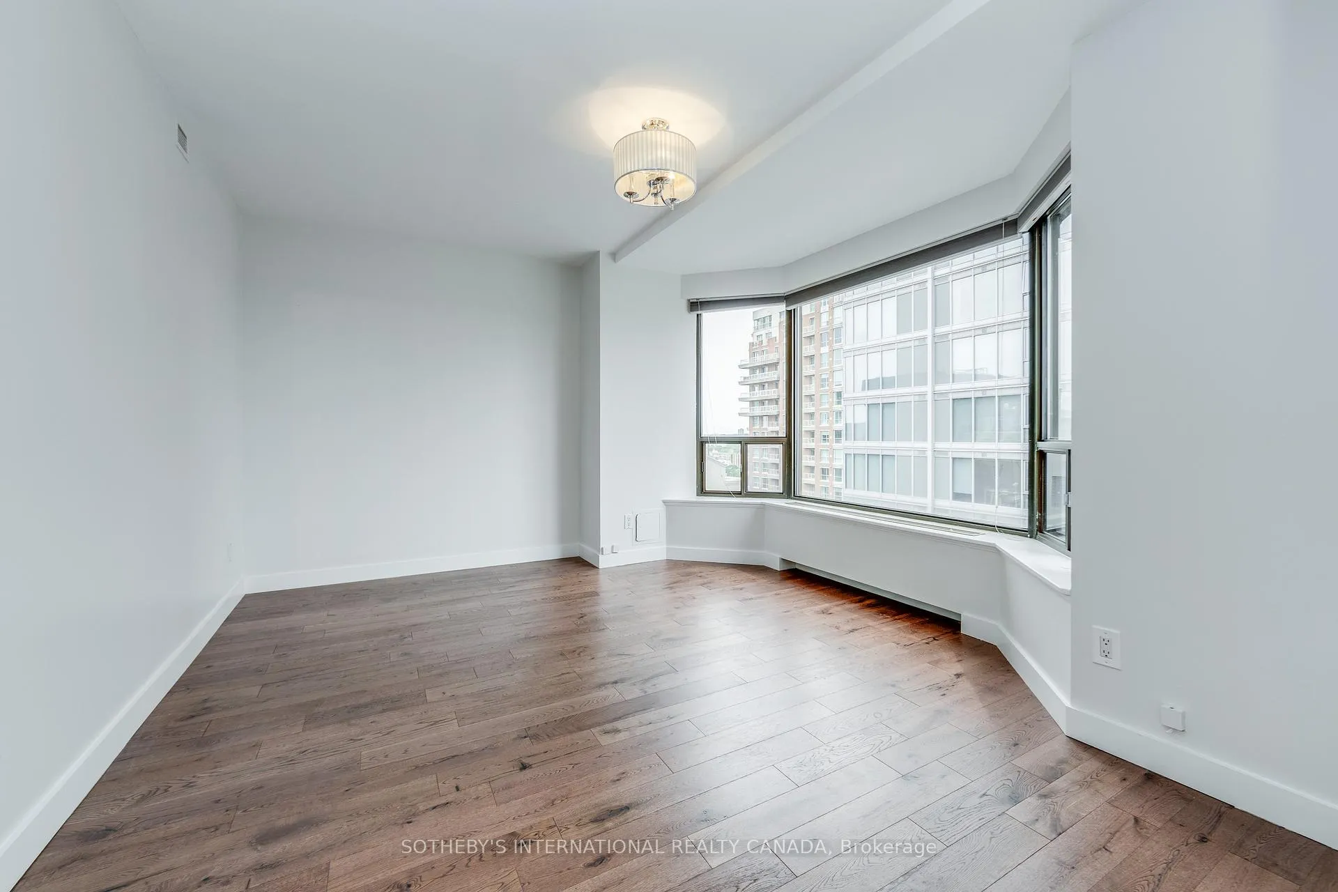 Photo 26 of Unit 1502, 175 Cumberland Street, Toronto, The Annex — HOMEH