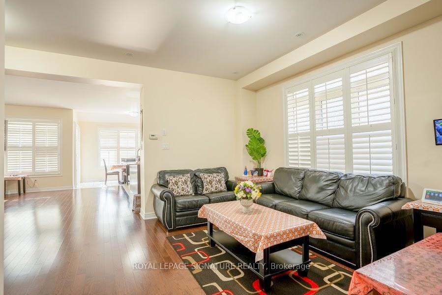 Photo 11 of 48 Dancing Waters Road, Brampton, Bram West — HOMEH