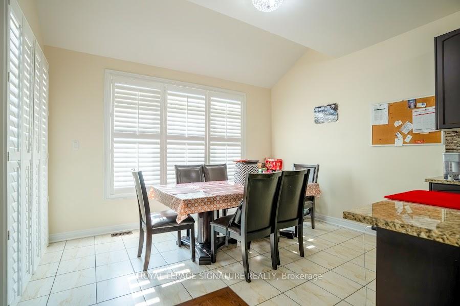 Photo 15 of 48 Dancing Waters Road, Brampton, Bram West — HOMEH