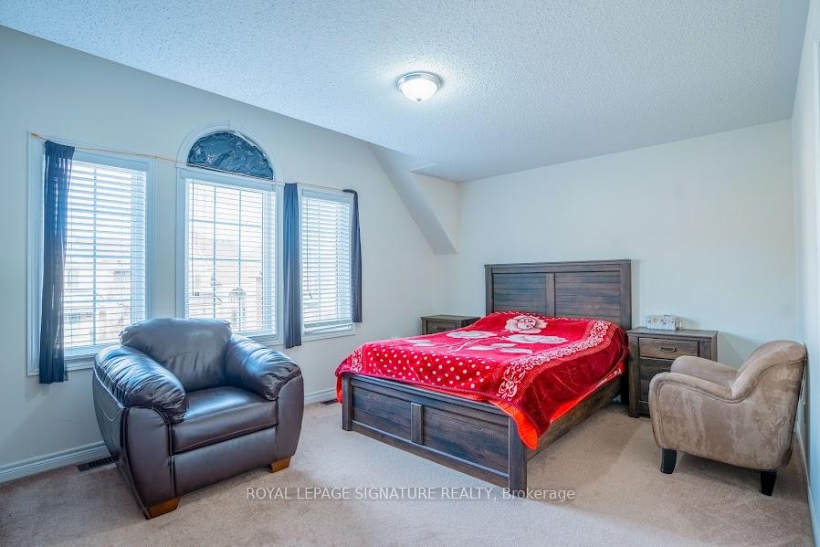 Photo 26 of 48 Dancing Waters Road, Brampton, Bram West — HOMEH