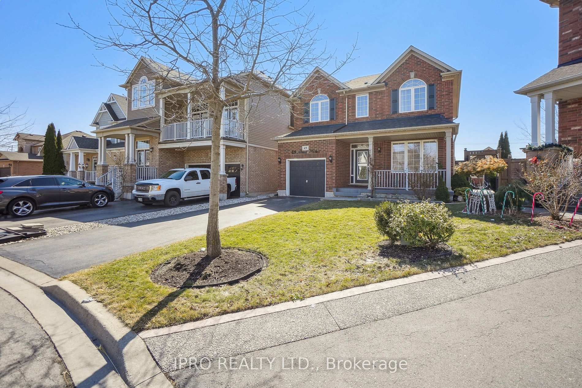 Photo 3 of 49 Monza Drive, Hamilton, Winona Park — HOMEH