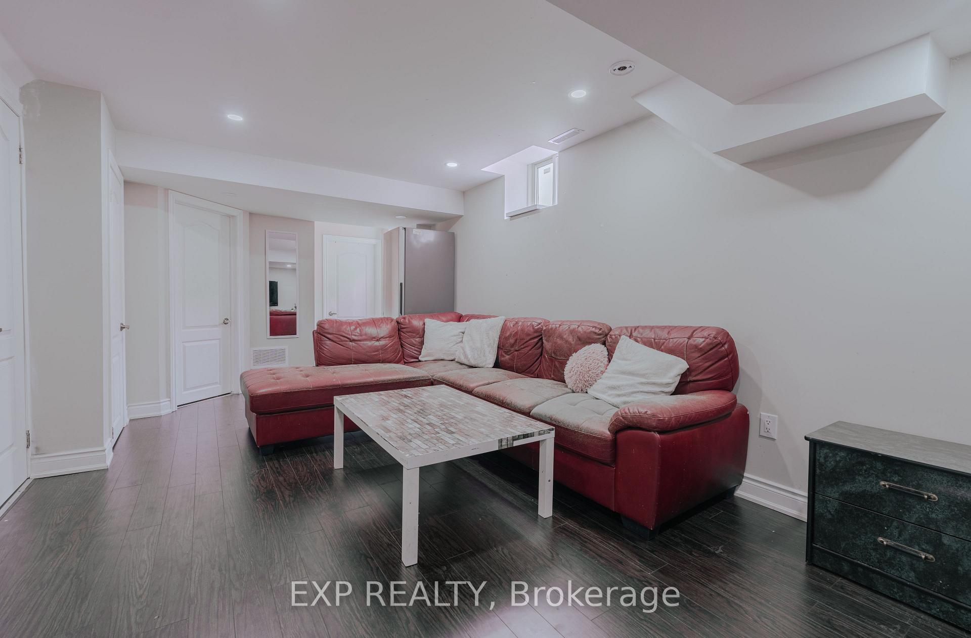 Photo 27 of 24 Mount Ranier Crescent, Brampton, Sandringham-Wellington — HOMEH