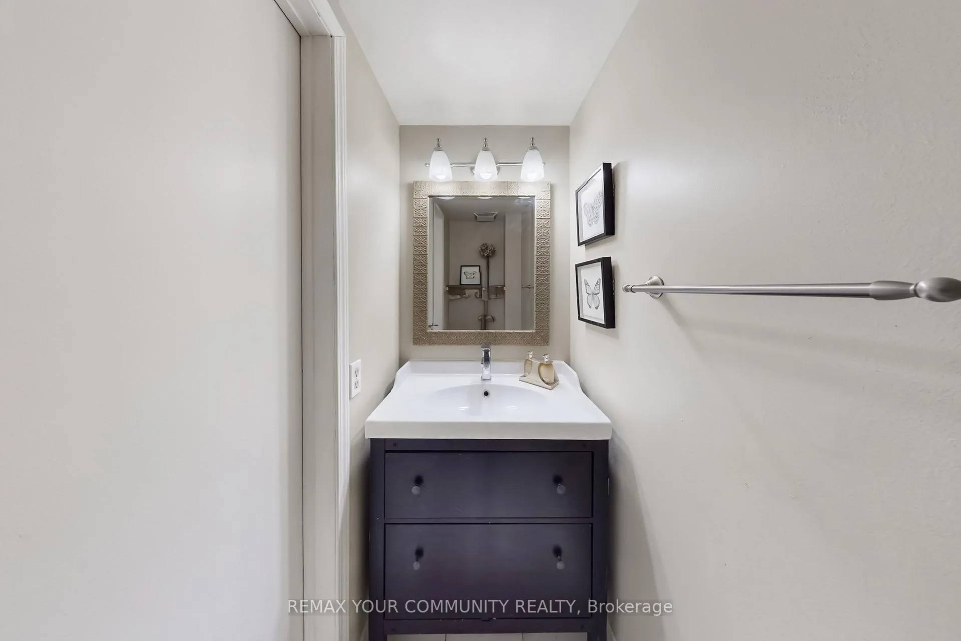 Photo 24 of Unit 16, 72 Ashglen Way, Markham, Unionville — HOMEH