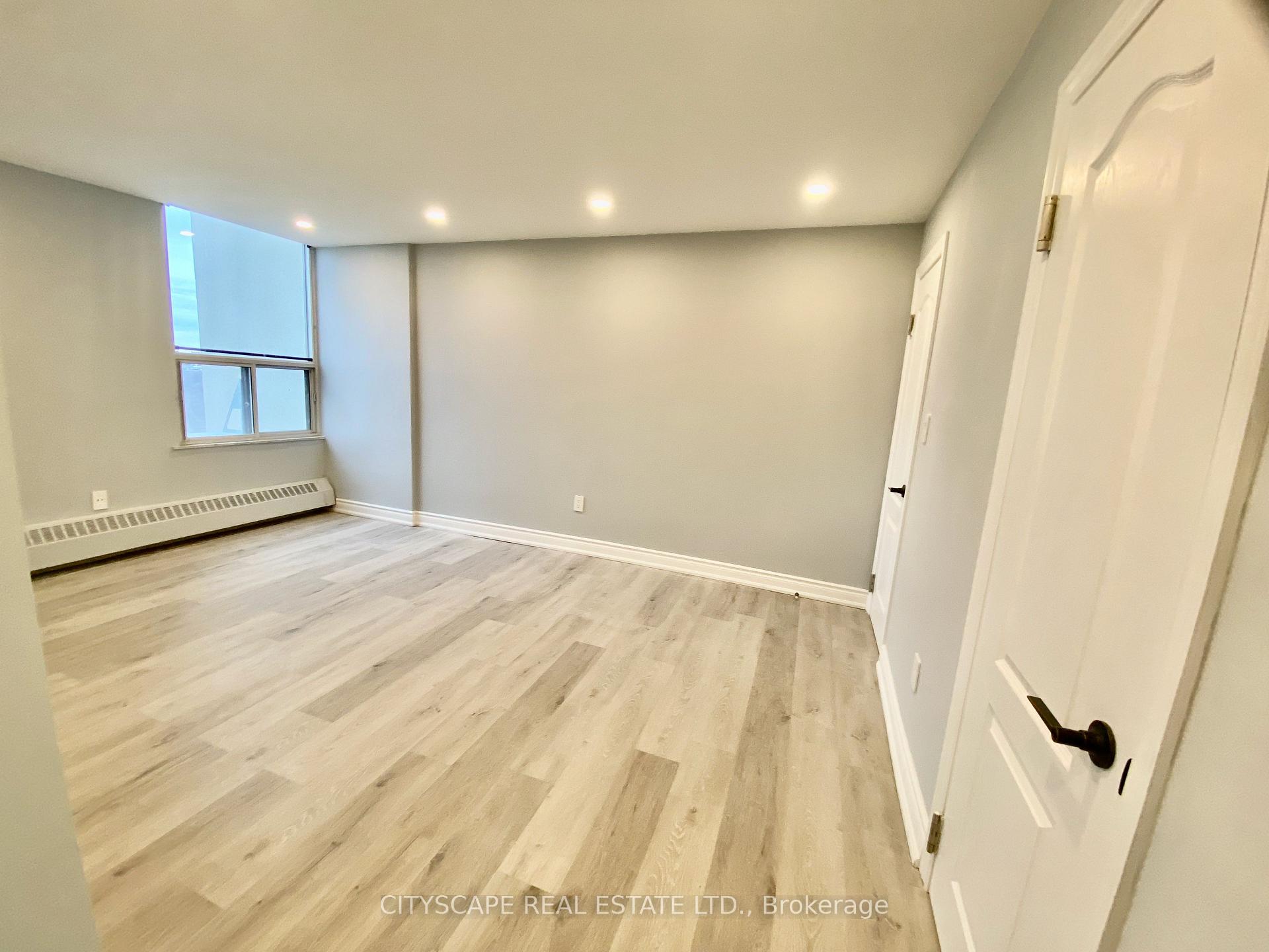 Photo 9 of Unit 1501, 60 Pavane Linkway, Toronto, Flemingdon Park — HOMEH