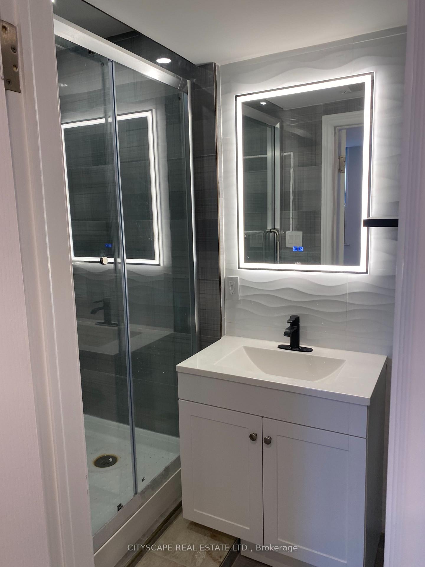 Photo 11 of Unit 1501, 60 Pavane Linkway, Toronto, Flemingdon Park — HOMEH