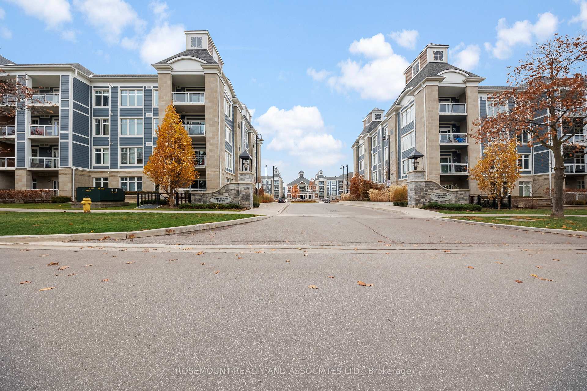 Photo 6 of Unit 410, 650 Gordon Street, Whitby, Port Whitby — HOMEH