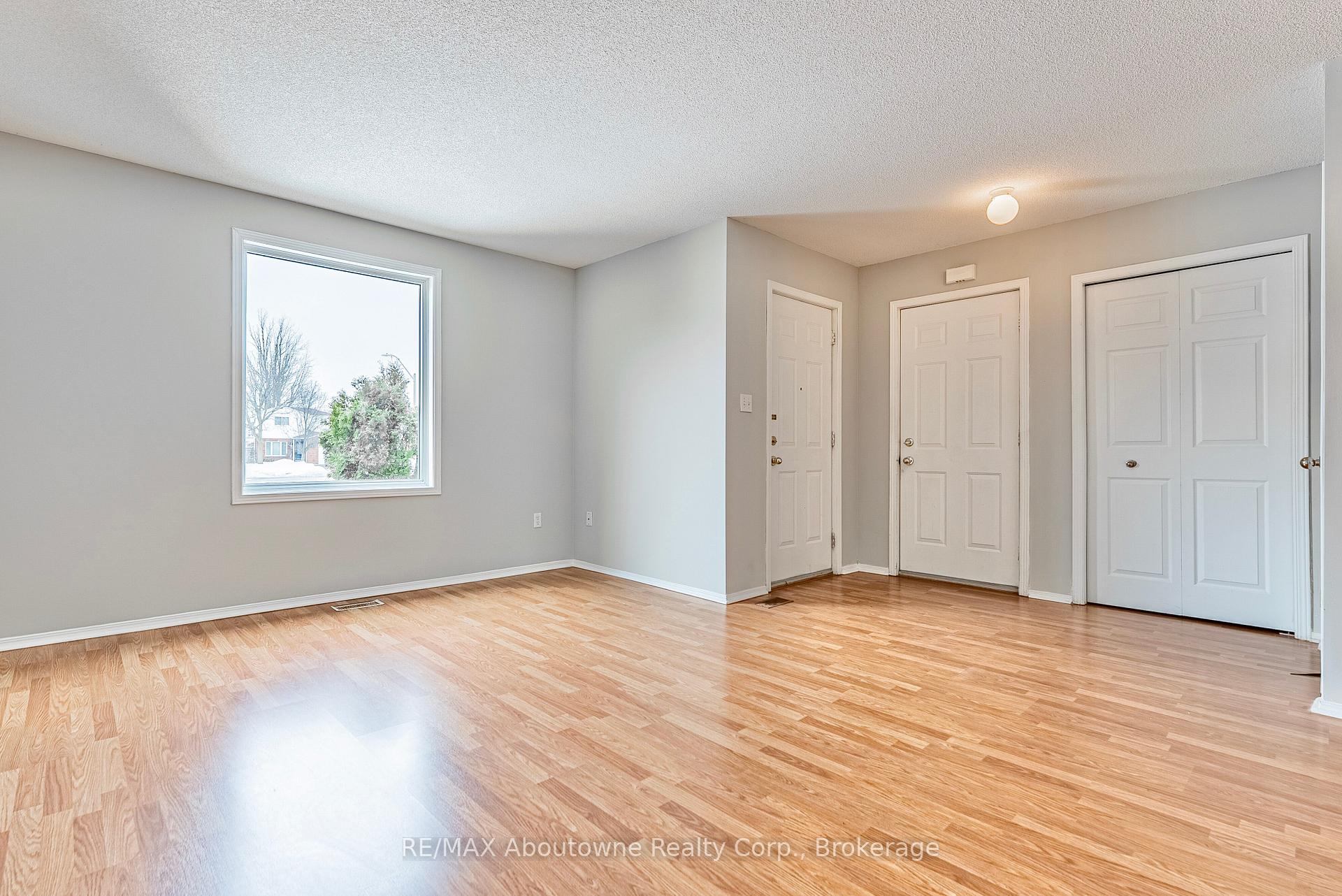 Photo 6 of 18 Jena Court W, Hamilton, Jerome — HOMEH