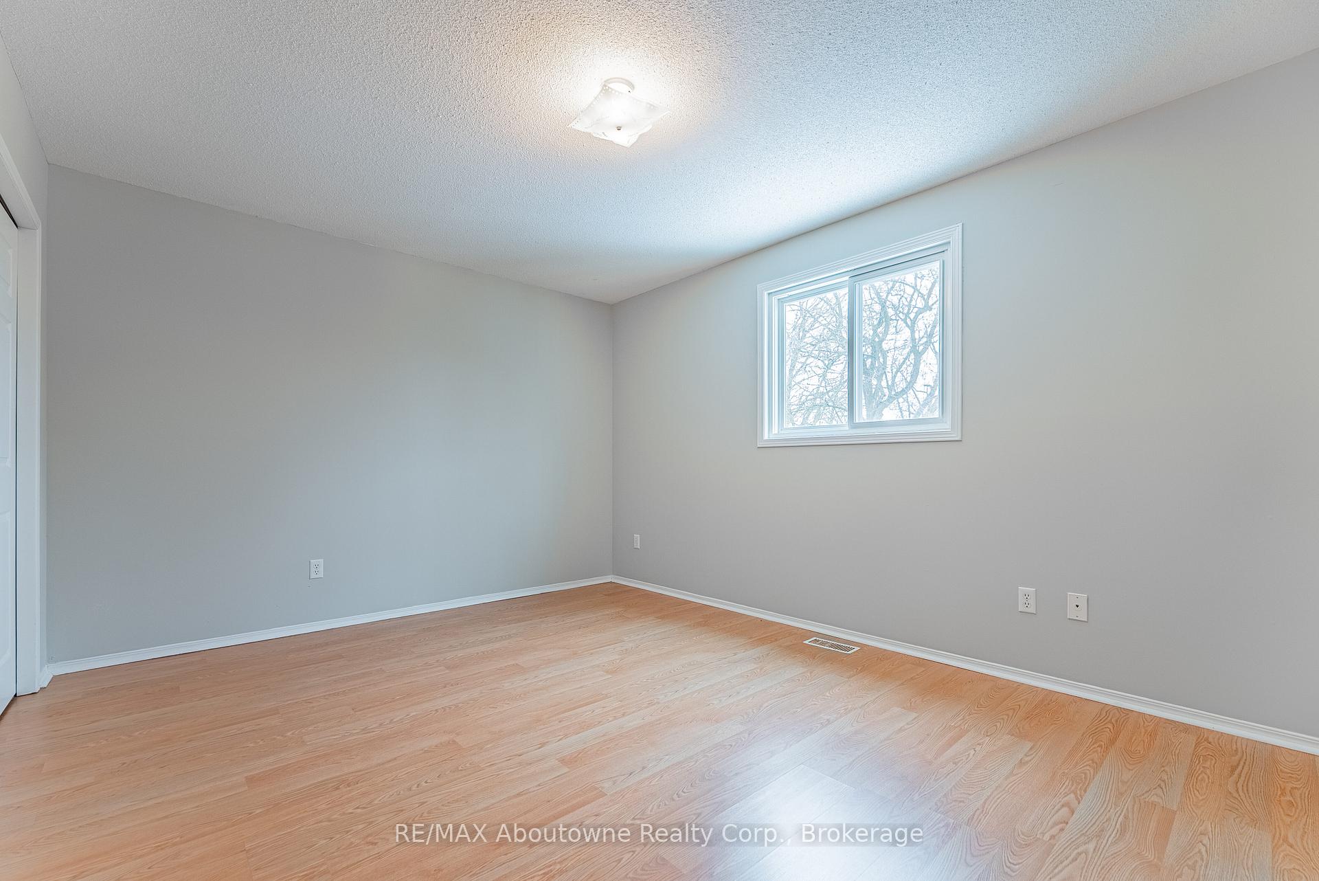 Photo 15 of 18 Jena Court W, Hamilton, Jerome — HOMEH