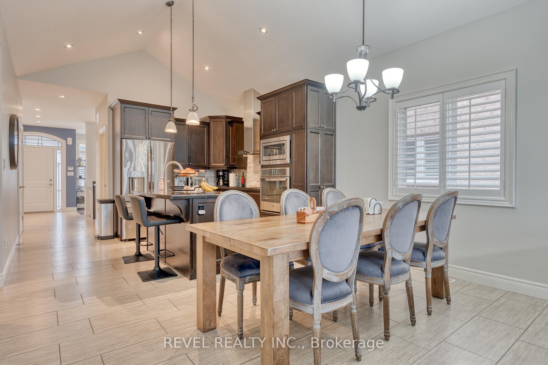 Photo 11 of 135 Greti Drive, Hamilton, Rural Glanbrook — HOMEH