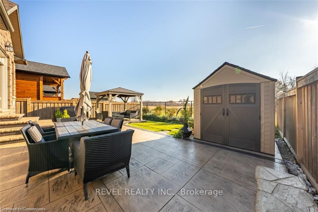 Photo 29 of 135 Greti Drive, Hamilton, Rural Glanbrook — HOMEH