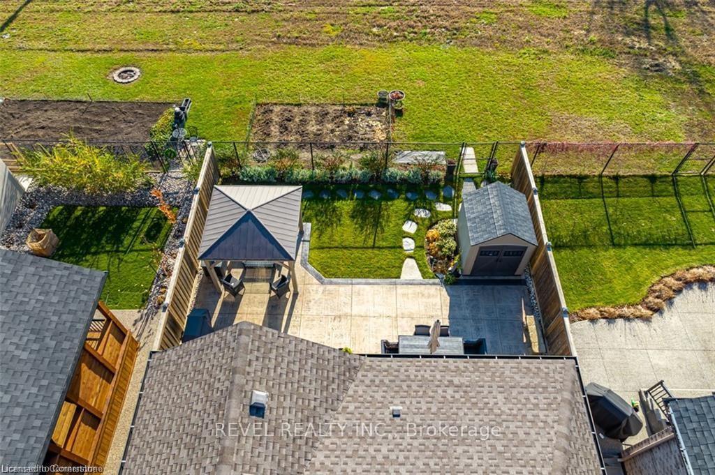 Photo 30 of 135 Greti Drive, Hamilton, Rural Glanbrook — HOMEH
