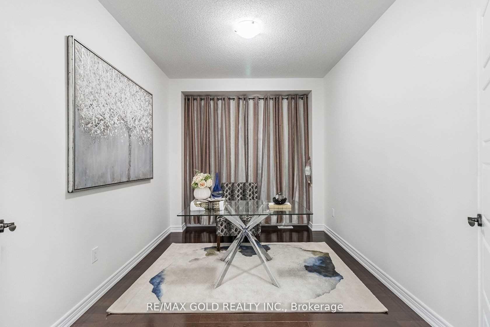 Photo 8 of 2 Lackington Street, Brampton, Credit Valley — HOMEH