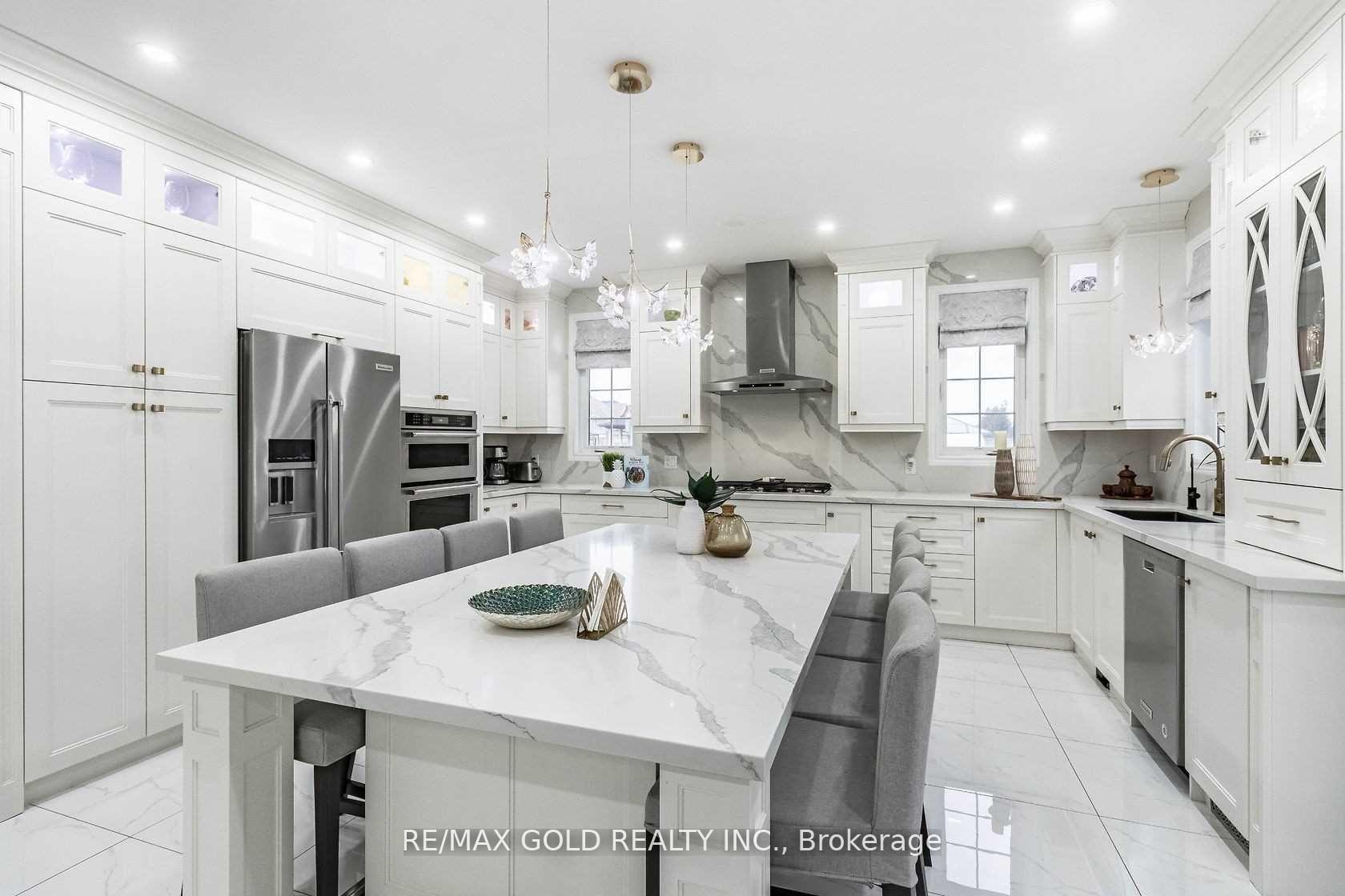 Photo 10 of 2 Lackington Street, Brampton, Credit Valley — HOMEH