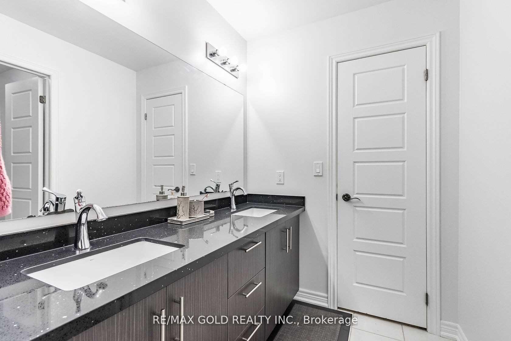 Photo 26 of 2 Lackington Street, Brampton, Credit Valley — HOMEH