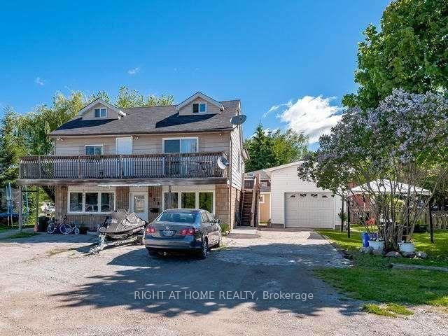 Front of Unit 2, 611 Lake Drive S